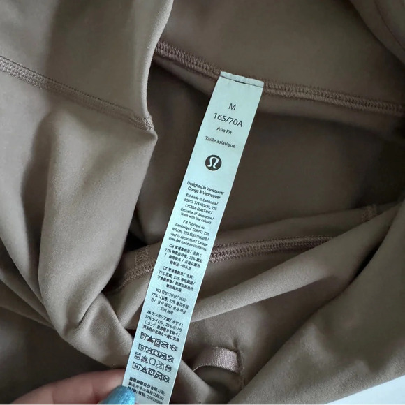 🆕🤎 Lululemon Asia Fit Wunder Train HR Tight 24” Hem Slit - Tauptastic Tan - Picture 11 of 14